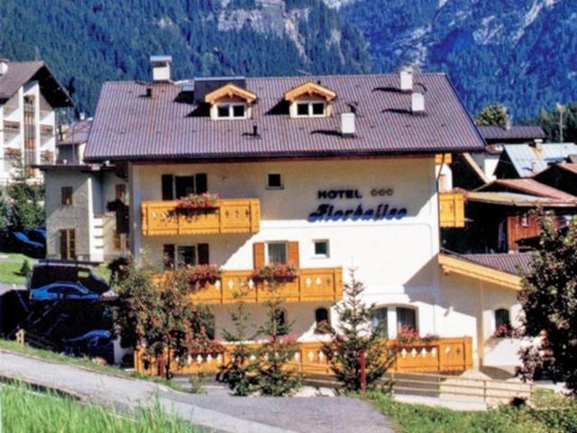Albergo Fiordaliso Canazei Exterior foto