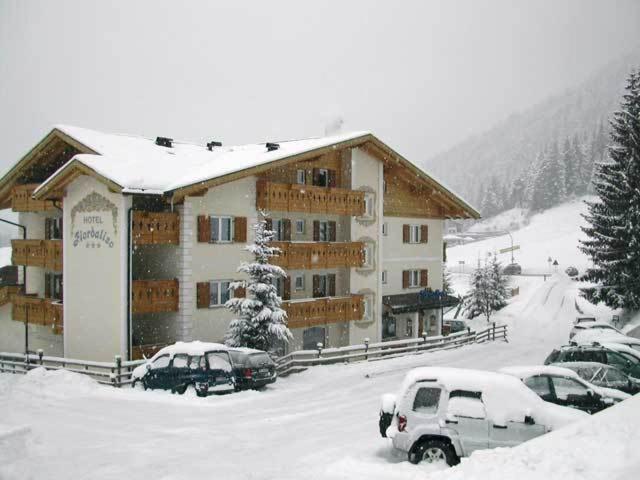 Albergo Fiordaliso Canazei Exterior foto