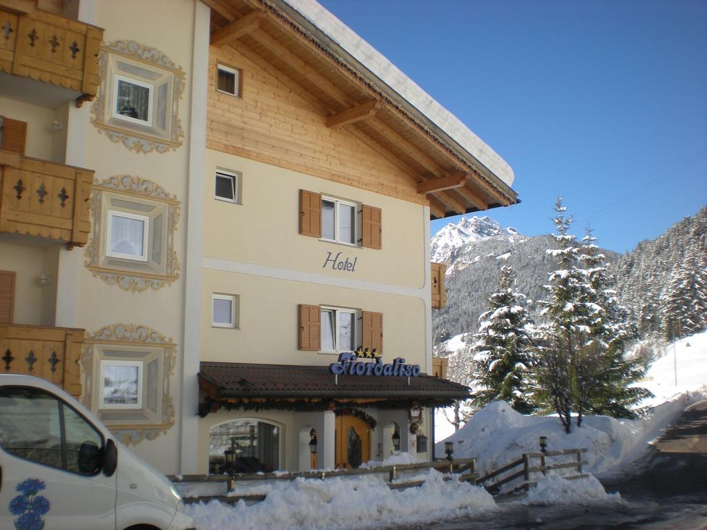 Albergo Fiordaliso Canazei Exterior foto