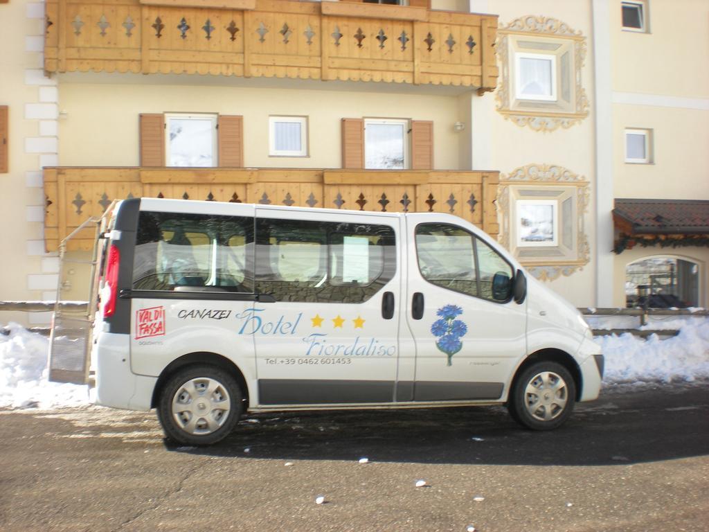 Albergo Fiordaliso Canazei Exterior foto