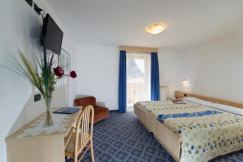 Albergo Fiordaliso Canazei Zimmer foto