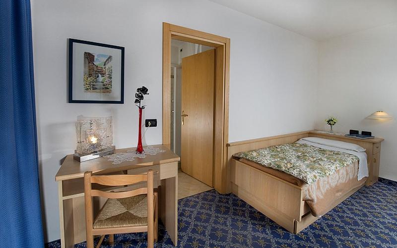Albergo Fiordaliso Canazei Zimmer foto